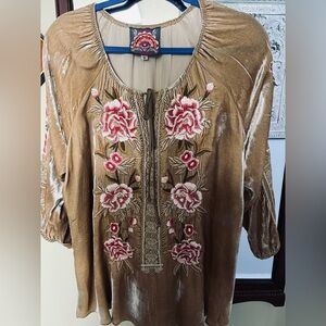 Johnny Was Caramel Brown crushed velvet top size Medium.